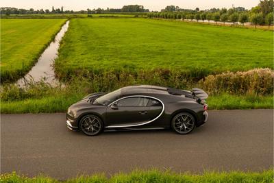 Bugatti Chiron Sport Sky View