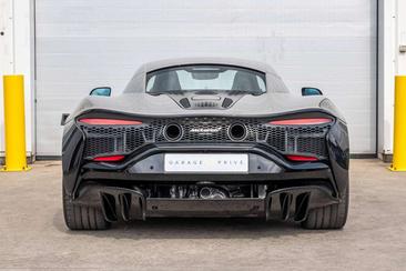 McLaren Artura — photo 8