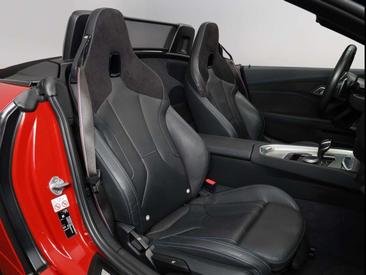 BMW Z4 M40i M Performance M40i — photo 27