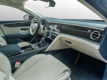 Bentley Flying Spur V8 Azure — photo 8