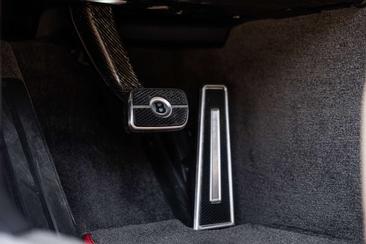 Bentley Continental GT V8 — photo 14