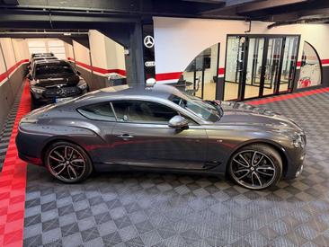 Bentley Continental GT V8 Mulliner — photo 12