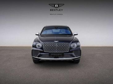 Bentley Bentayga V8 Mulliner — photo 8