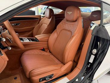 Bentley Continental GT W12 First Edition — photo 11