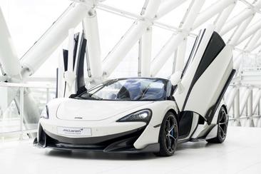McLaren 600LT Spider — photo 14