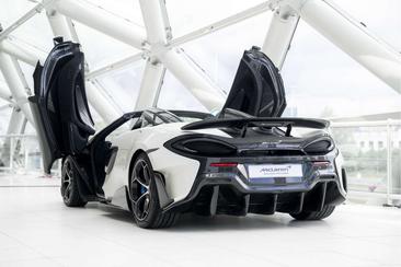 McLaren 600LT Spider — photo 15