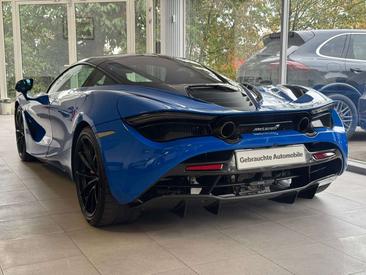 McLaren 720S — photo 8