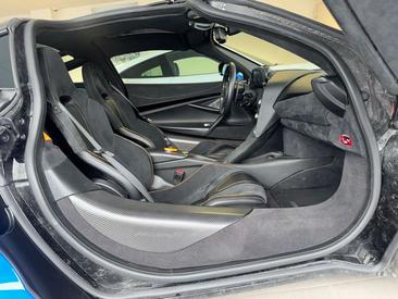 McLaren 720S — photo 14