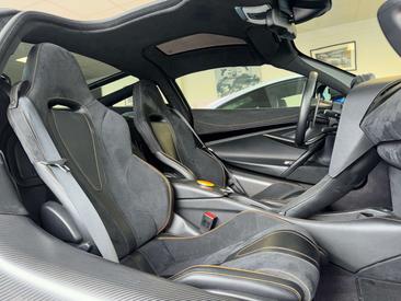 McLaren 720S — photo 16