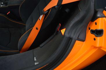 McLaren 650S — photo 17