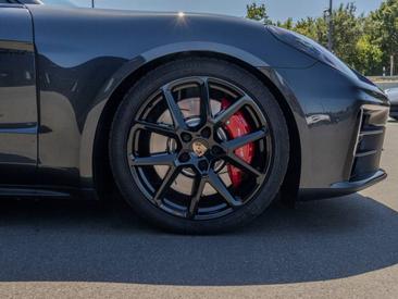 Porsche Panamera III 4S E-Hybrid — photo 11