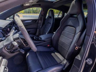 Porsche Panamera III 4S E-Hybrid — photo 18