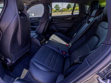 Porsche Panamera III 4S E-Hybrid — photo 22