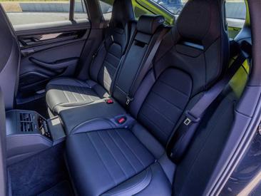 Porsche Panamera III 4S E-Hybrid — photo 23