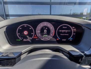 Porsche Panamera III 4S E-Hybrid — photo 25