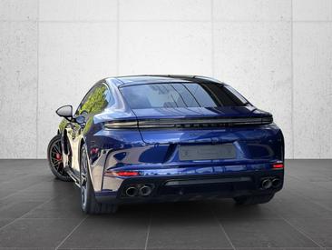 Porsche Panamera III GTS — photo 9