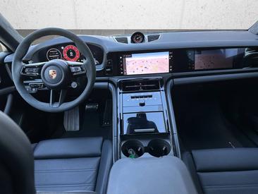 Porsche Panamera III GTS — photo 12