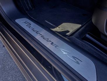 Porsche Panamera III 4S E-Hybrid — photo 41