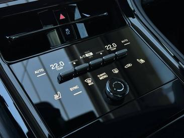 Porsche Panamera III GTS — photo 15
