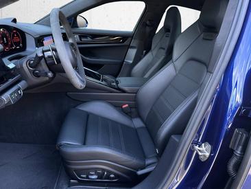 Porsche Panamera III GTS — photo 17