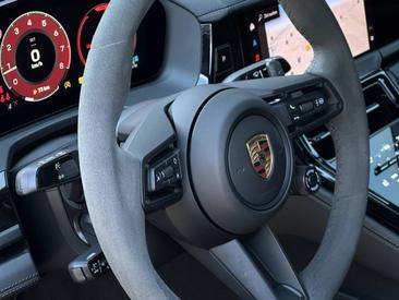 Porsche Panamera III GTS — photo 20