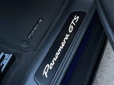 Porsche Panamera III GTS — photo 31