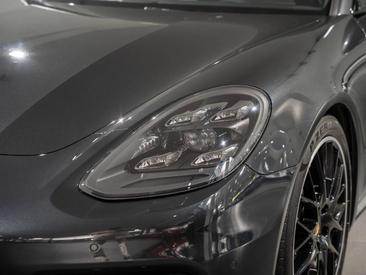 Porsche Panamera II 4 E-Hybrid — photo 10