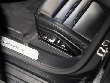 Porsche Panamera II 4 E-Hybrid — photo 19