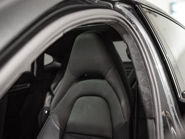 Porsche Panamera II 4 E-Hybrid — photo 21