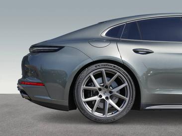 Porsche Panamera III Turbo E-Hybrid — photo 31