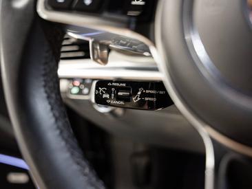 Porsche Panamera II 4 E-Hybrid — photo 24