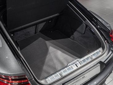 Porsche Panamera II 4 E-Hybrid — photo 36