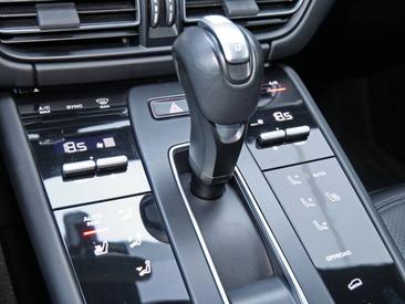 Porsche Macan T 2023 Noir — photo 23
