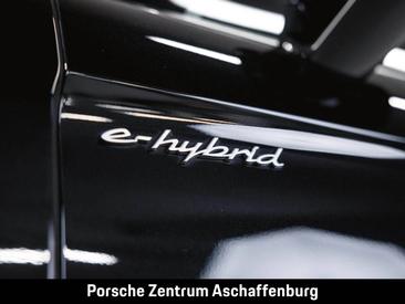 Porsche Panamera III 4 E-Hybrid — photo 7