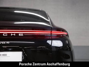 Porsche Panamera III 4 E-Hybrid — photo 8