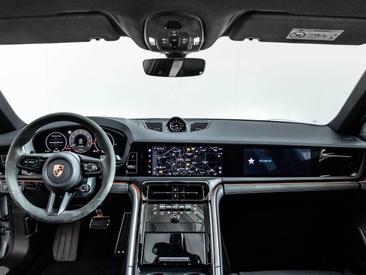 Porsche Panamera III 4 E-Hybrid — photo 14
