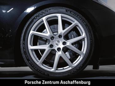 Porsche Panamera III 4 E-Hybrid — photo 10