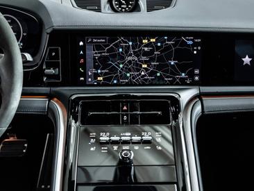 Porsche Panamera III 4 E-Hybrid — photo 21