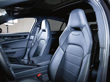 Porsche Panamera III 4 E-Hybrid — photo 16