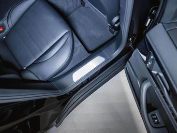 Porsche Panamera III 4 E-Hybrid — photo 29