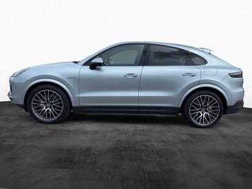 Porsche Cayenne III E-Hybrid Coupé — photo 2