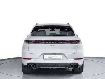 Porsche Cayenne III Turbo E-Hybrid — photo 5