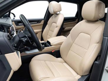 Porsche Cayenne III Turbo E-Hybrid — photo 13