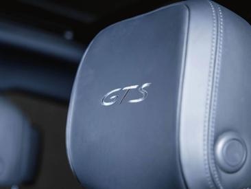 Porsche Macan GTS — photo 41