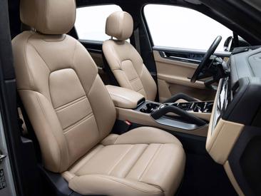 Porsche Cayenne III Turbo E-Hybrid — photo 21