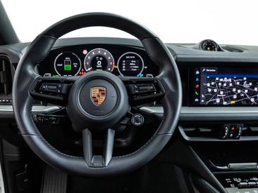Porsche Cayenne III S E-Hybrid Coupé — photo 14