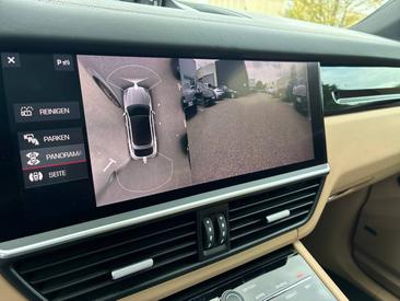 Porsche Cayenne III E-Hybrid Coupé — photo 17