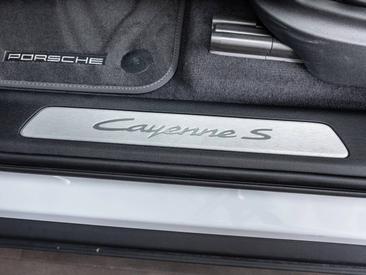 Porsche Cayenne III S E-Hybrid Coupé — photo 16