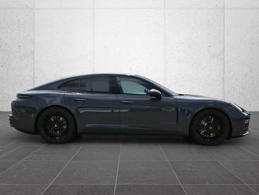 Porsche Panamera III GTS — photo 6