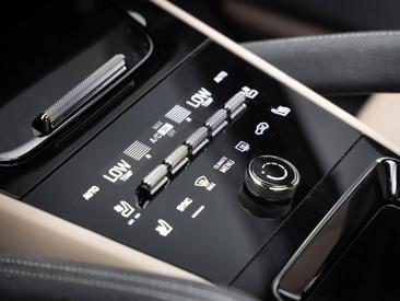 Porsche Cayenne III Turbo E-Hybrid — photo 28